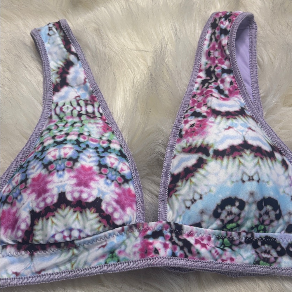 Becca By Rebecca Virtue Tie Dye 
Bikini Top Sample - Picture 2 of 4